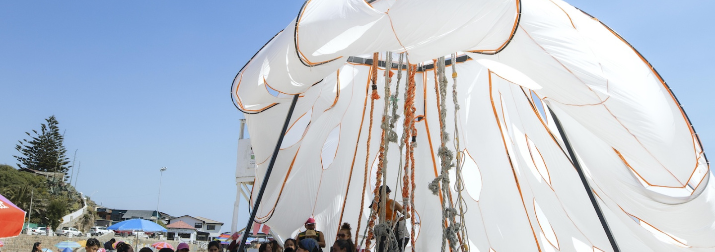 La carpa de la medusa de Nubelab en ECIM